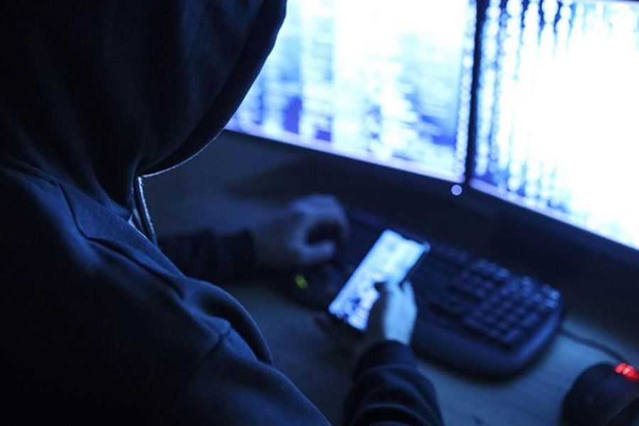 Operator-Seluler-Diserang-Hacker,-Apa-Dampaknya