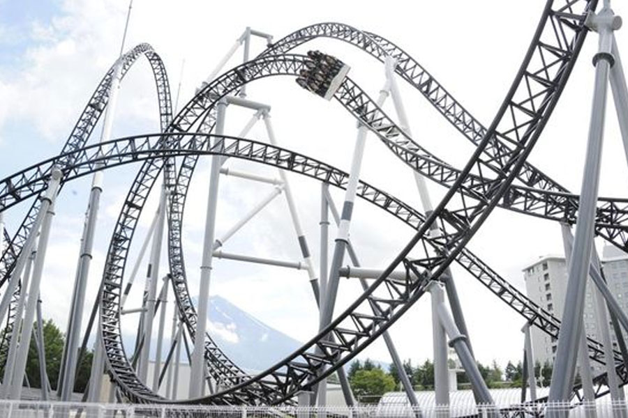 Roller-Coaster-Ini-Borong-Rekor-Tertinggi-dan-Tercepat,-Berani-Coba