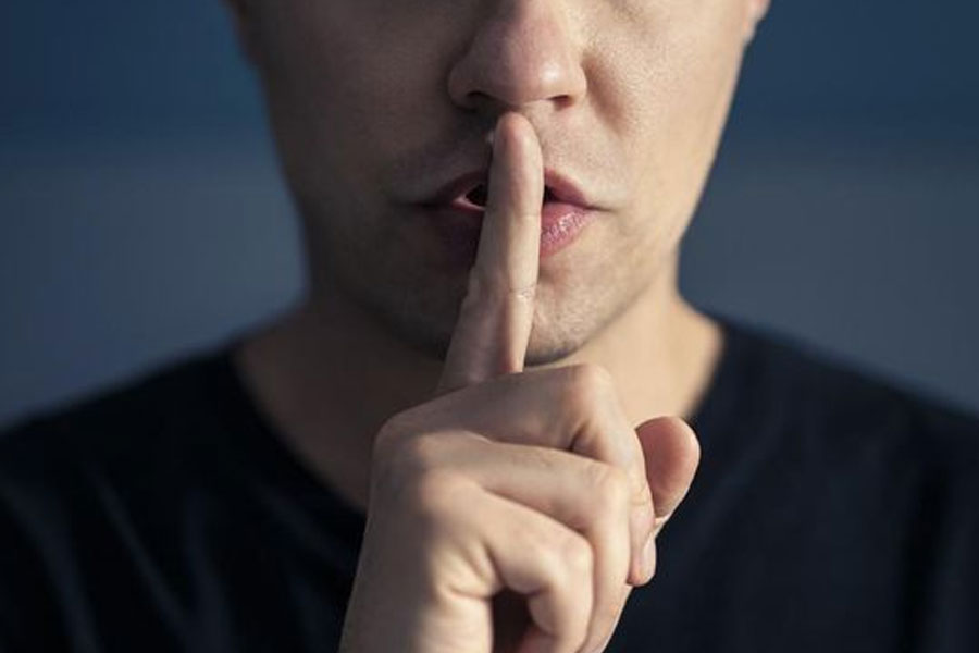 Tidak-Cuap-Cuap,-Orang-Cerdas-akan-Diam-Saat-Menghadapi-6-Situasi-Ini