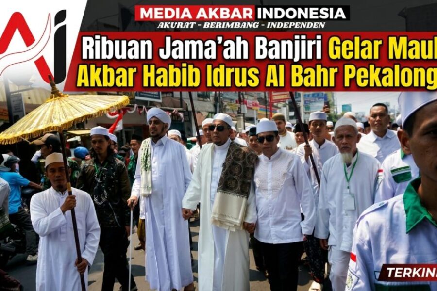 Ribuan Jama'ah Banjiri Gelar Maulid Akbar Habib Idrus Al Bahr Pekalongan.jpg
